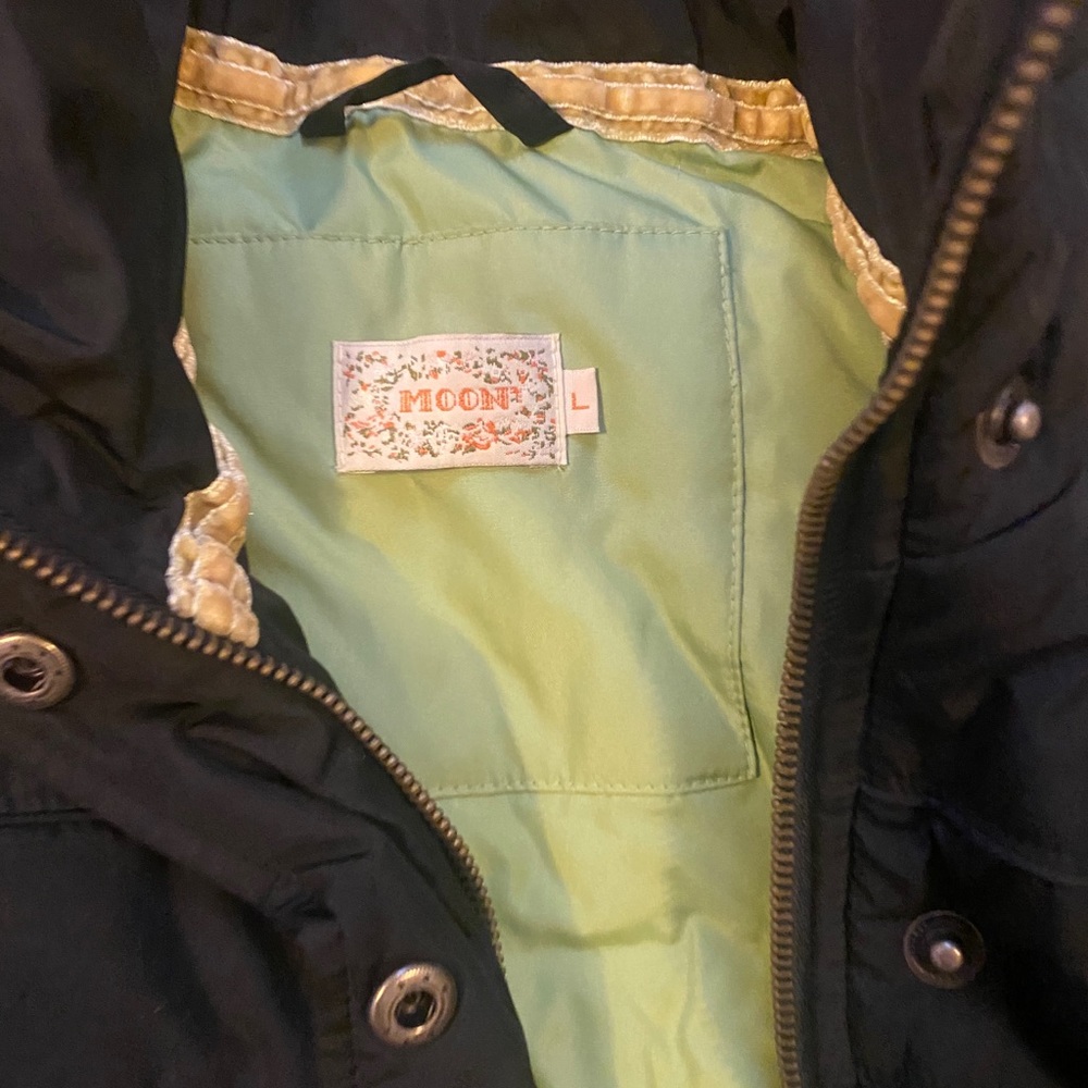 Vest jacket - Picture 2 of 2